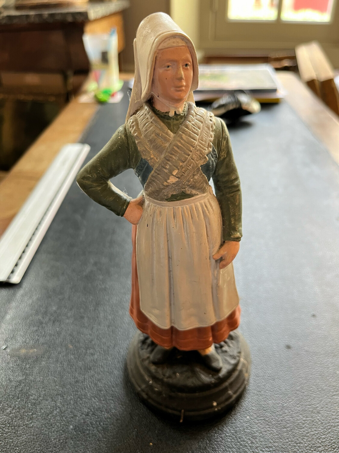 Santon , paysanne - H 22cm