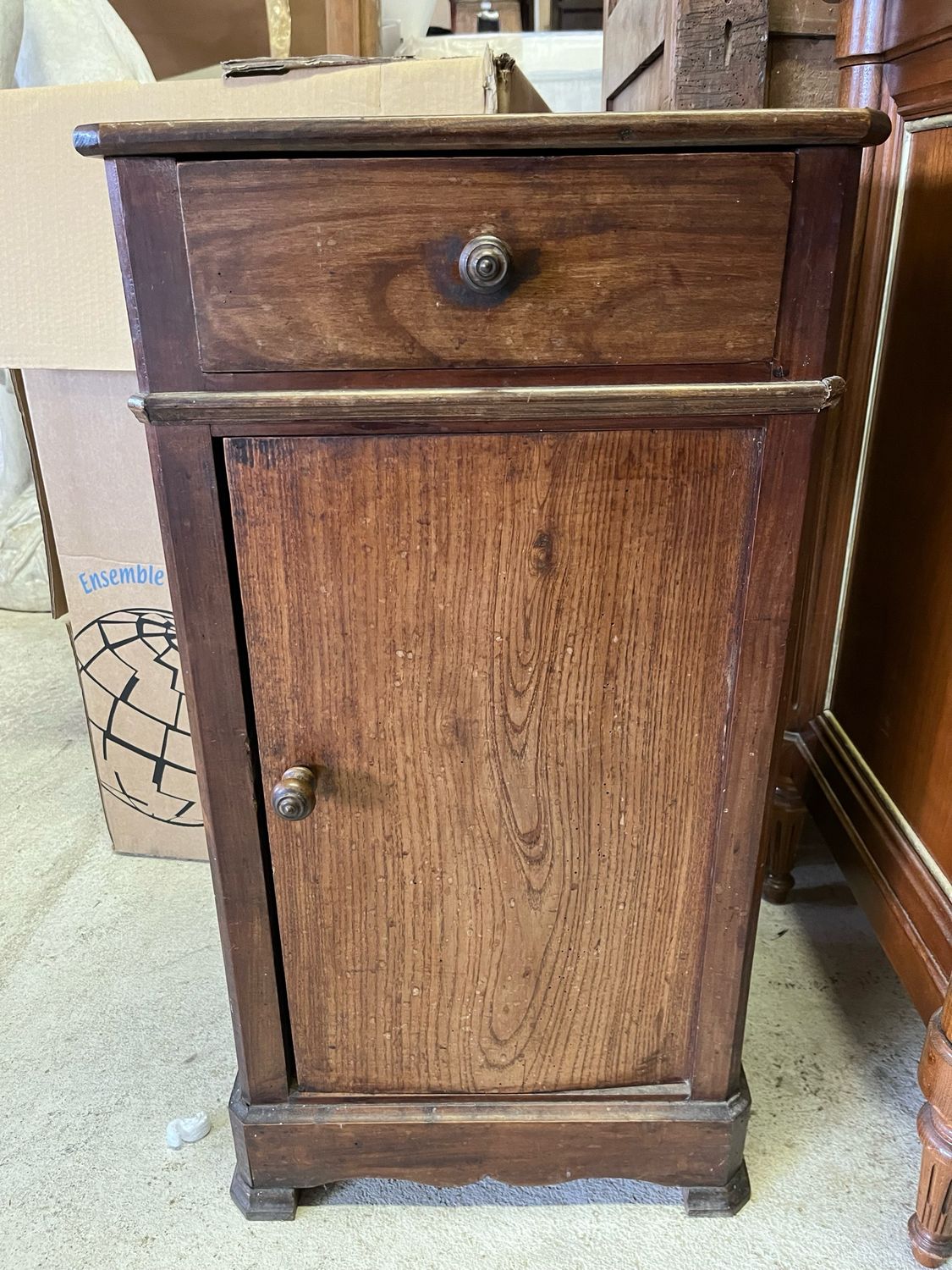 Table de chevet en bois - L 34 x P 26 x H 71 cm