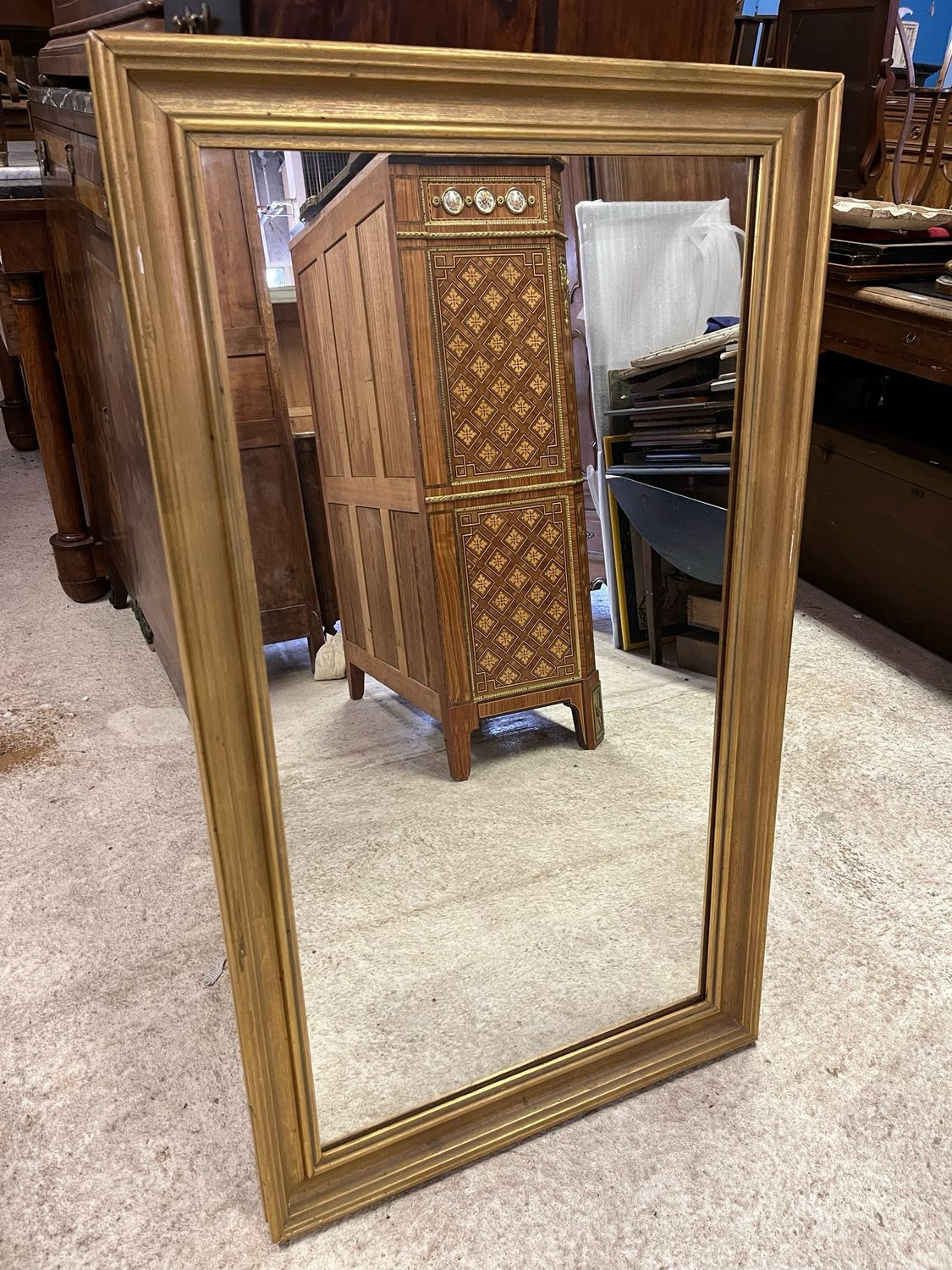 Miroir doré rectangulaire - 116 x 66 cm