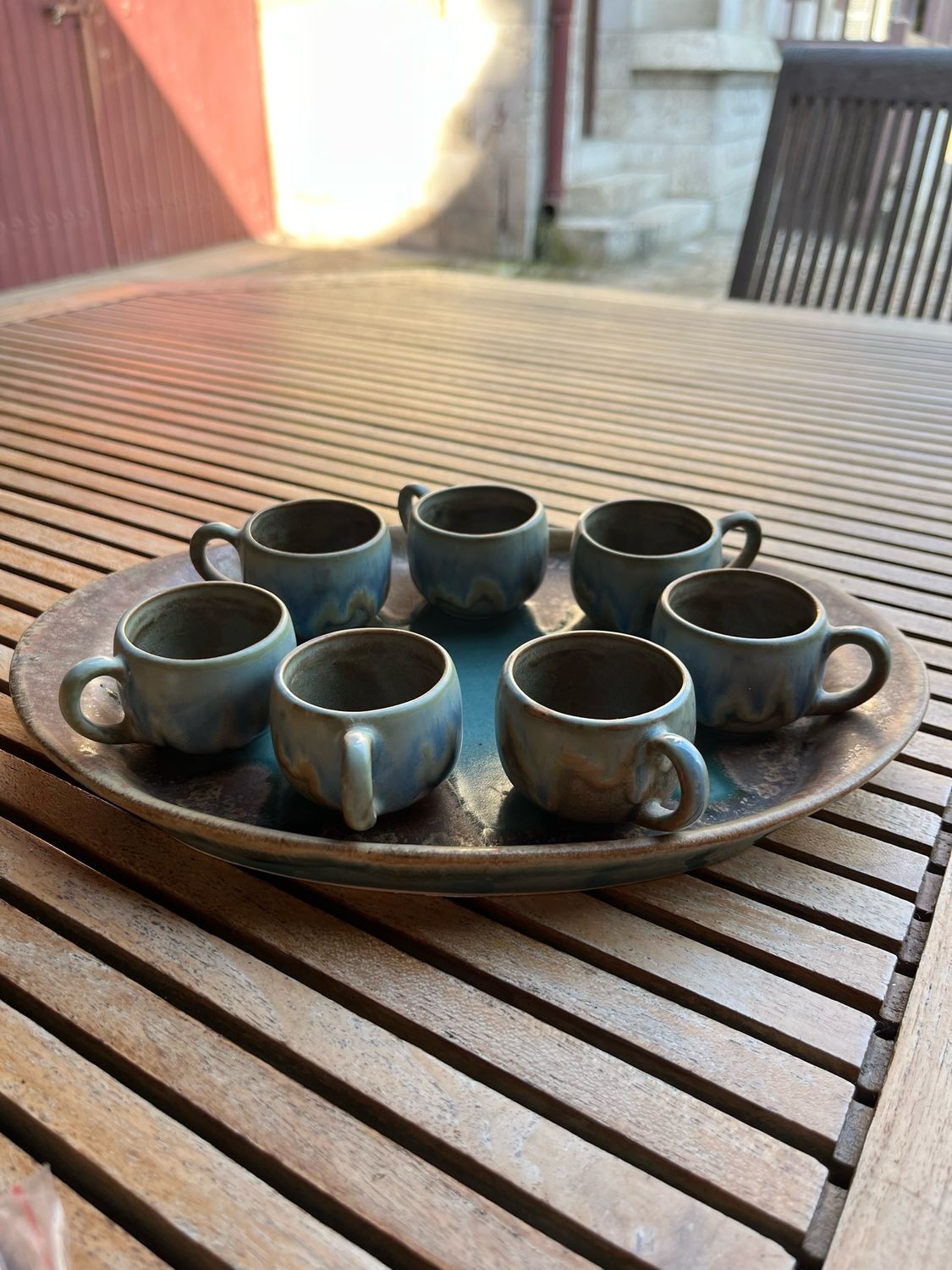 DENBAC, un plateau avec 7 verres