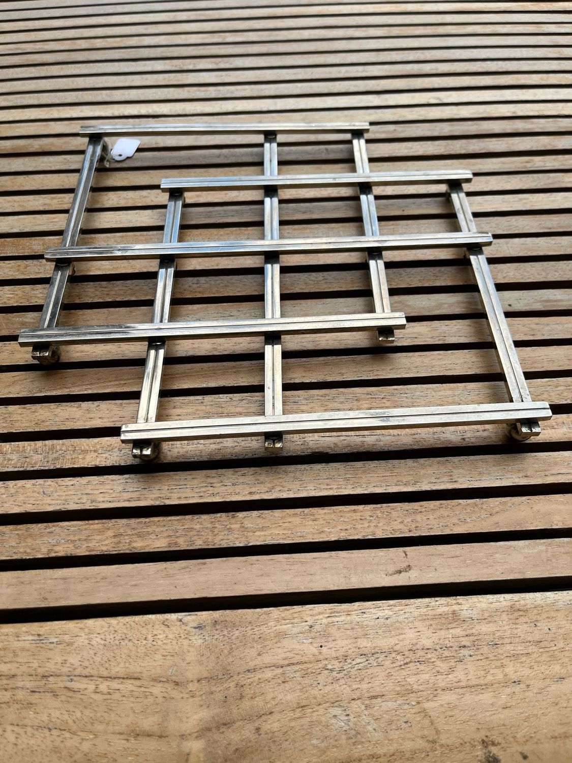 Dessous de plat en métal argenté