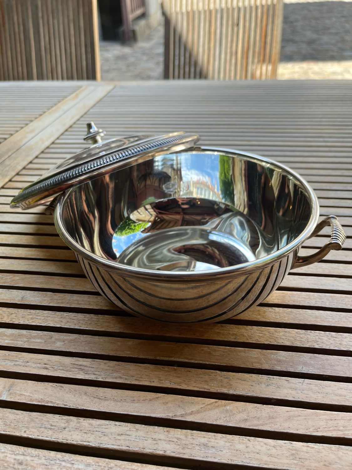 Ancien légumier en métal argenté - D 20 cm