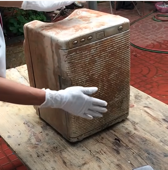  إعادة إحياء المنتوجات القديمة restoration service
