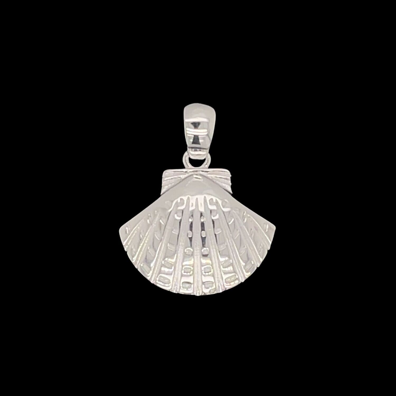 Sterling Silver Shell Pendant