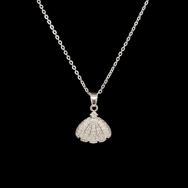 Crystal Shell Pendant