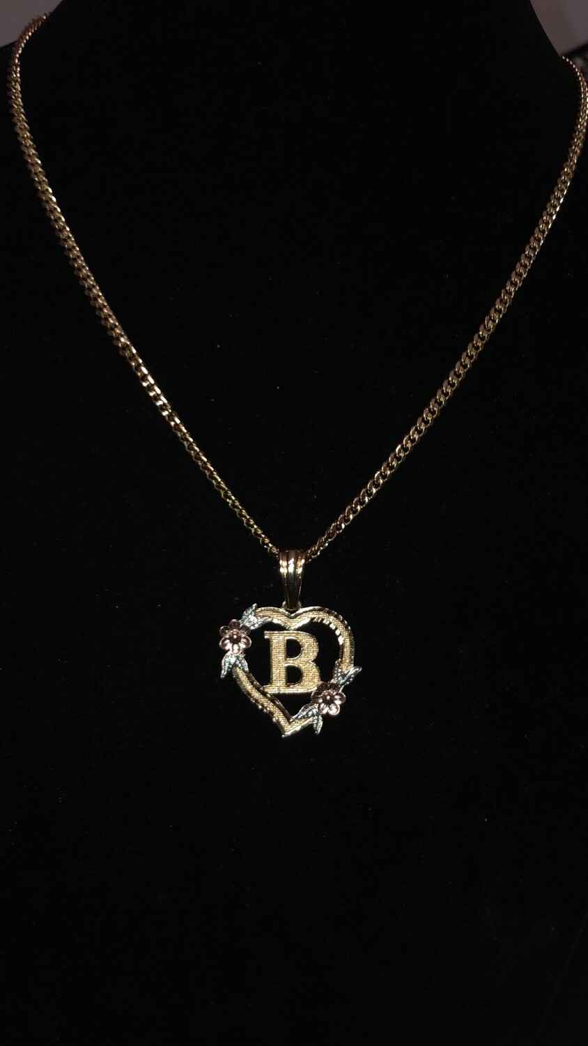 INITIAL LETTER NECKLACES