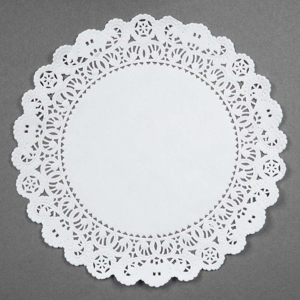 Amscan 8&quot; White Lace Round 28ct