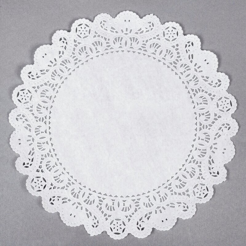 Amscan 12" White Lace Round 12ct