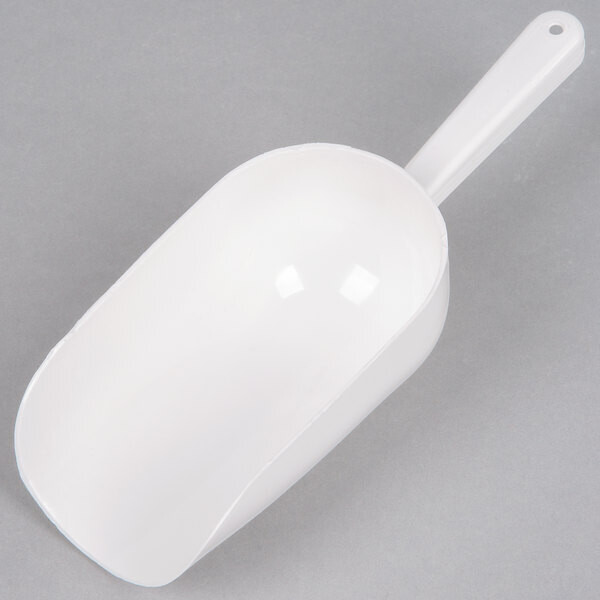 White Plastic 15oz Scoop