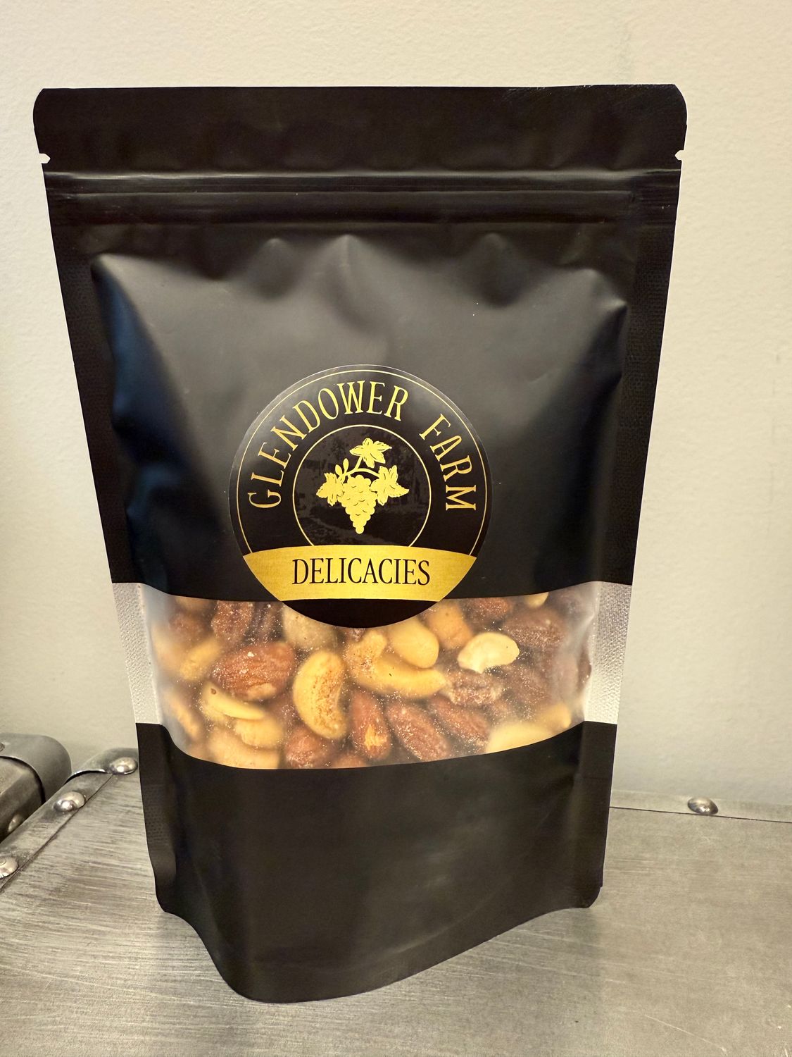Glendower Farm Deluxe Mixed Nuts 10 oz Pouch