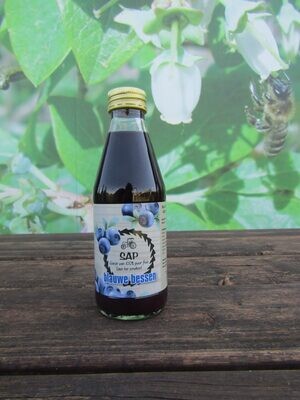 Blauwe bessensap 20cl (blauwebessenland.nl)