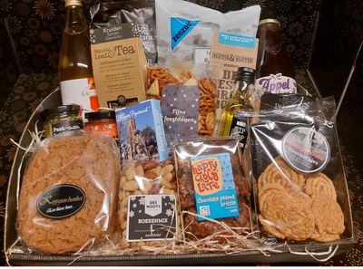Cadeaupakket: Grote borrelpakket (kerst)