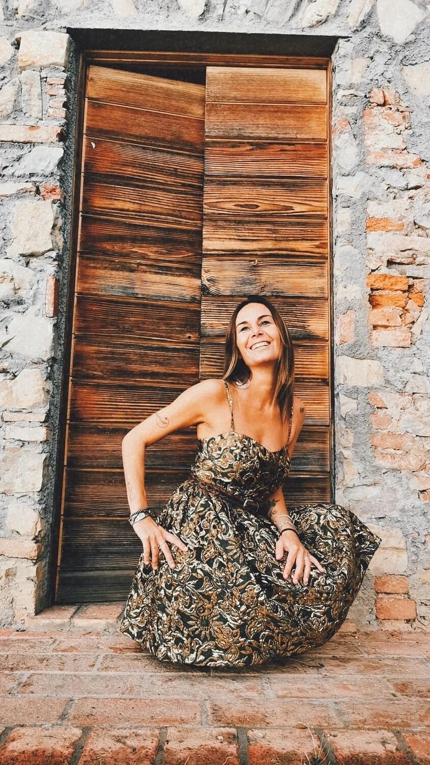 Abito a Vita Alta Verde e Oro