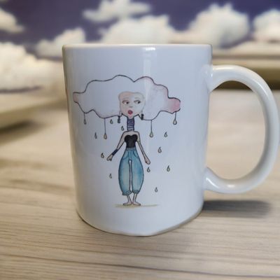 Tazza in ceramica donna nuvola