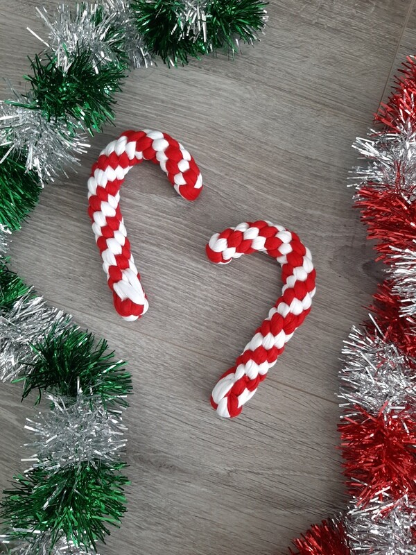 Candy Cane Tuggie