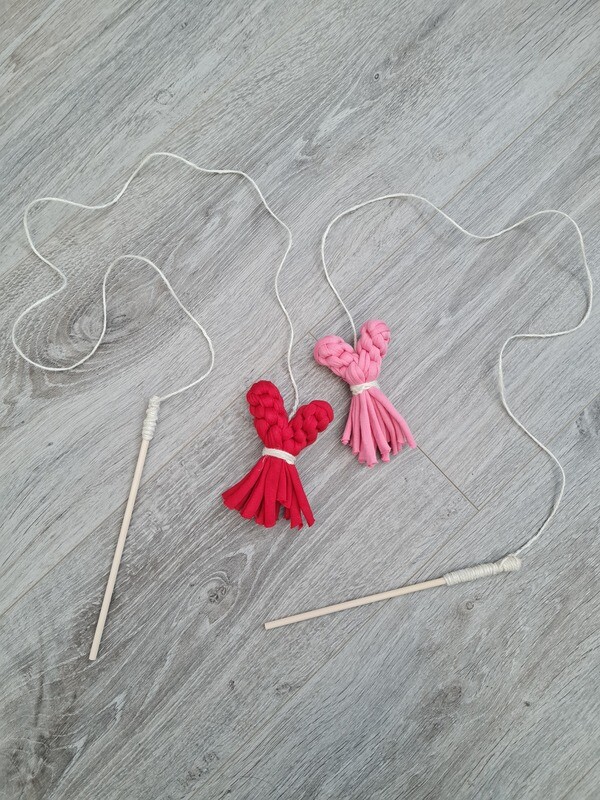 Heart Cat Teaser Stick