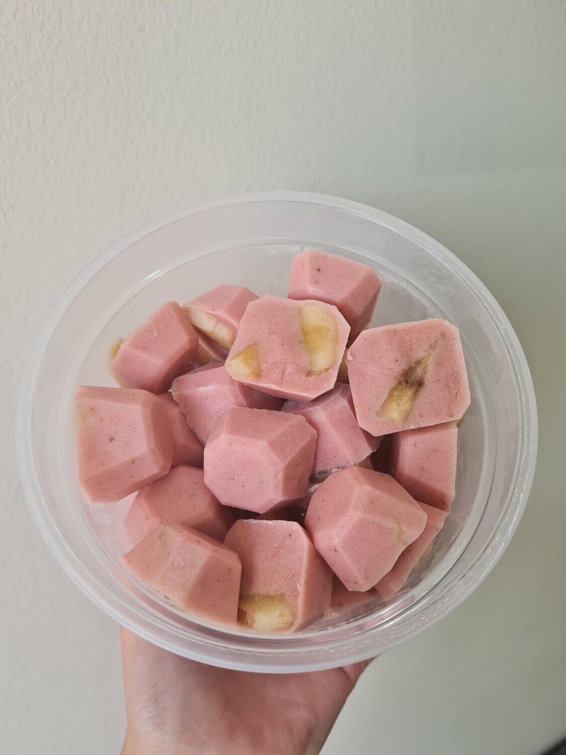 Strawberry, Banana &amp; Peanut butter Freezie