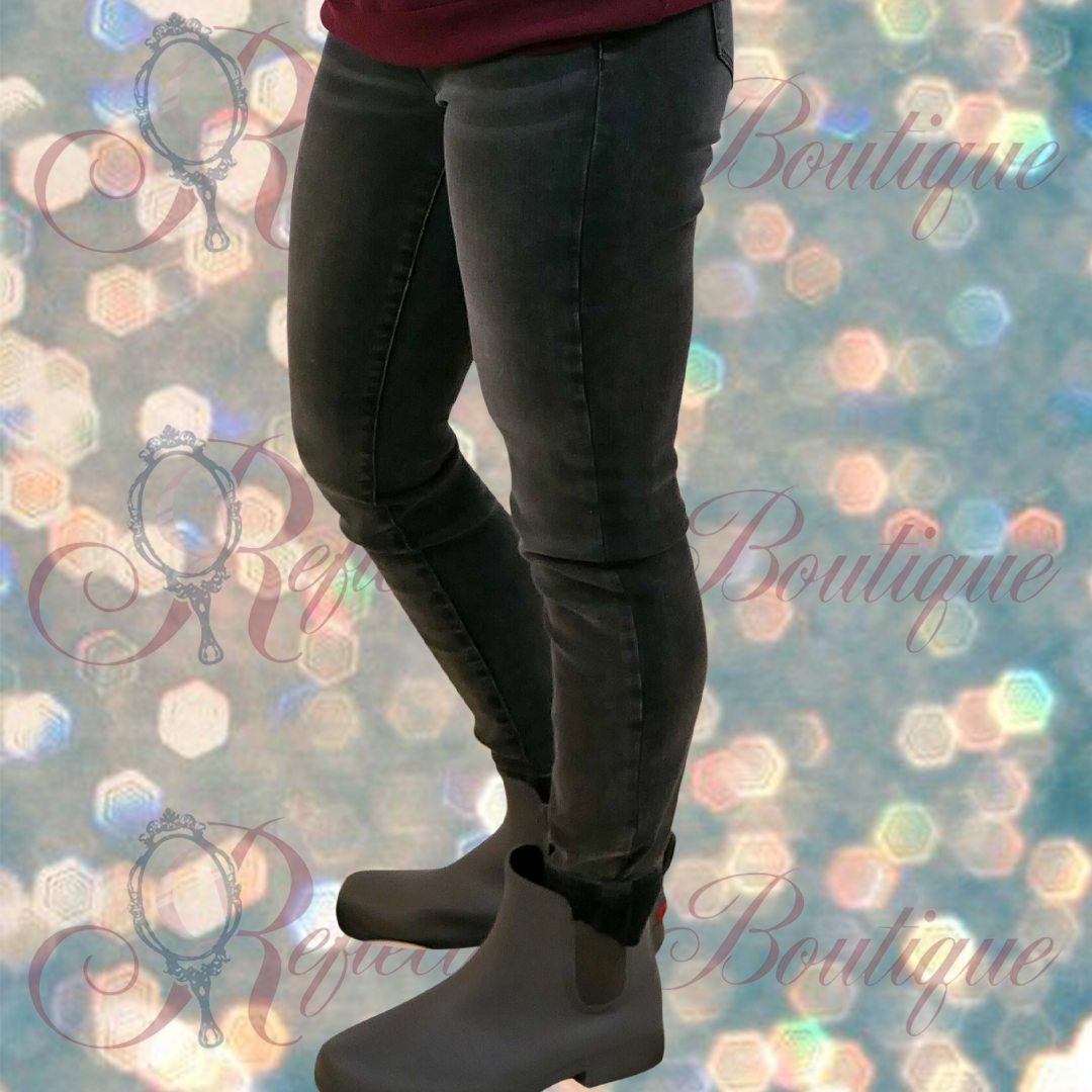 Liverpool Black Abby Hi-Rise Ankle Skinny Denim