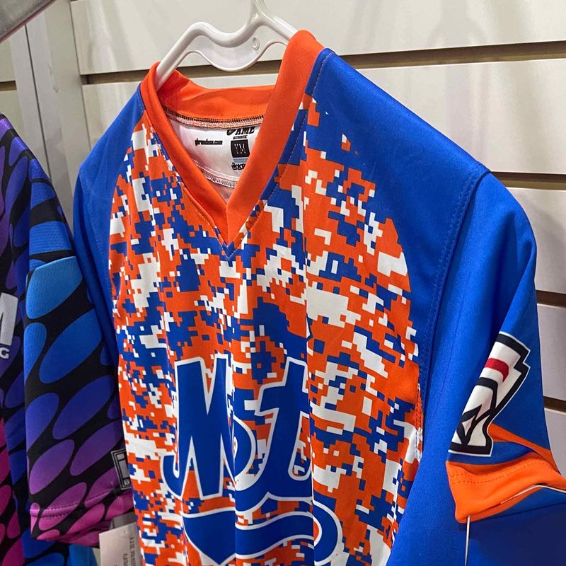 T-Shirt round neck 4.7 oz. Polyester Reptor, stretch UPF50 (Reseller)