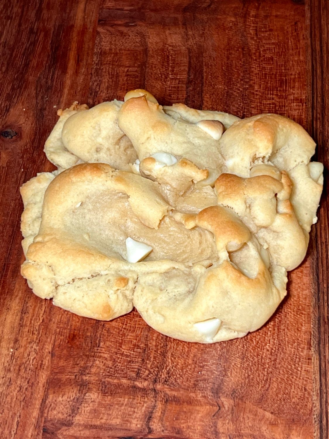White Chocolate Macadamia