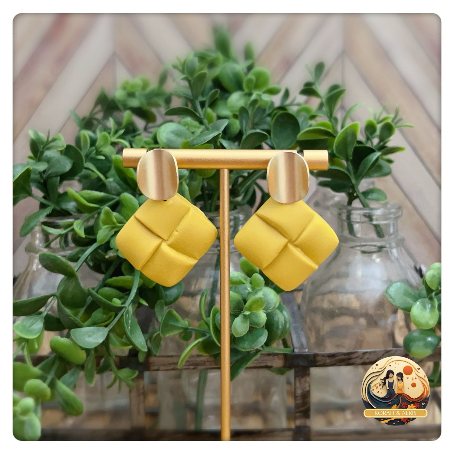 Classy Mustard