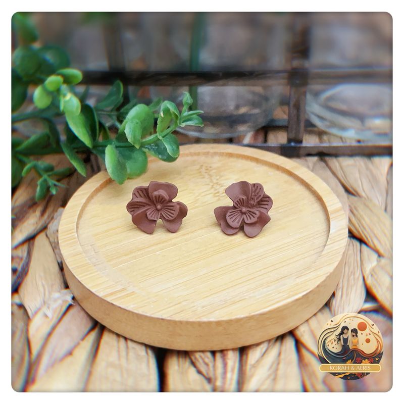 Earth Petal (Polymer clay)