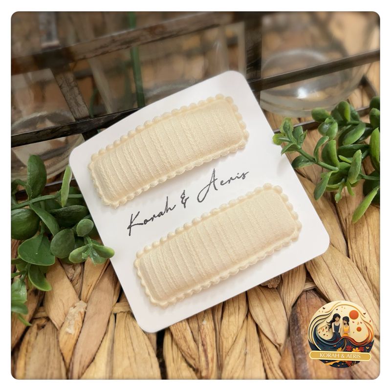 Cream Lines Fabric Snap Clips (2pcs)