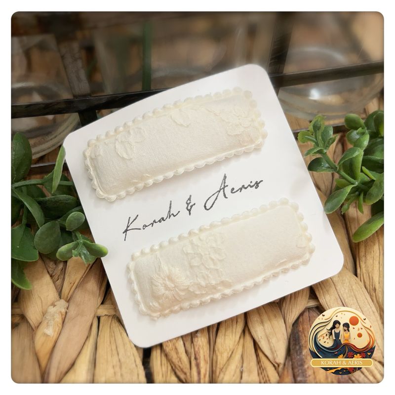 Ivory Floral Fabric Snap Clips (2pcs)