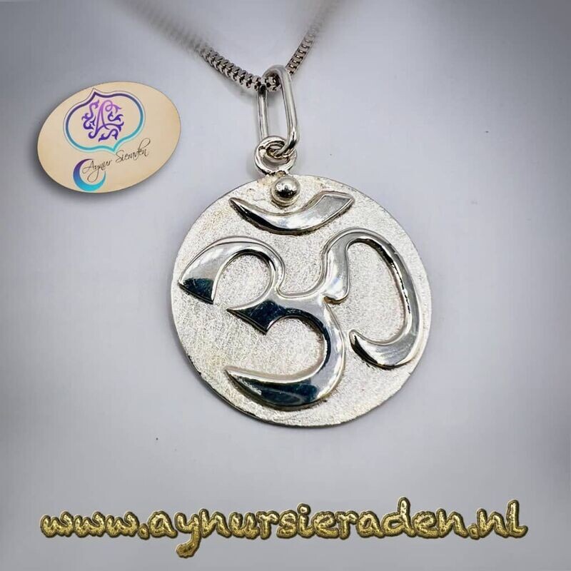 Om-hanger
