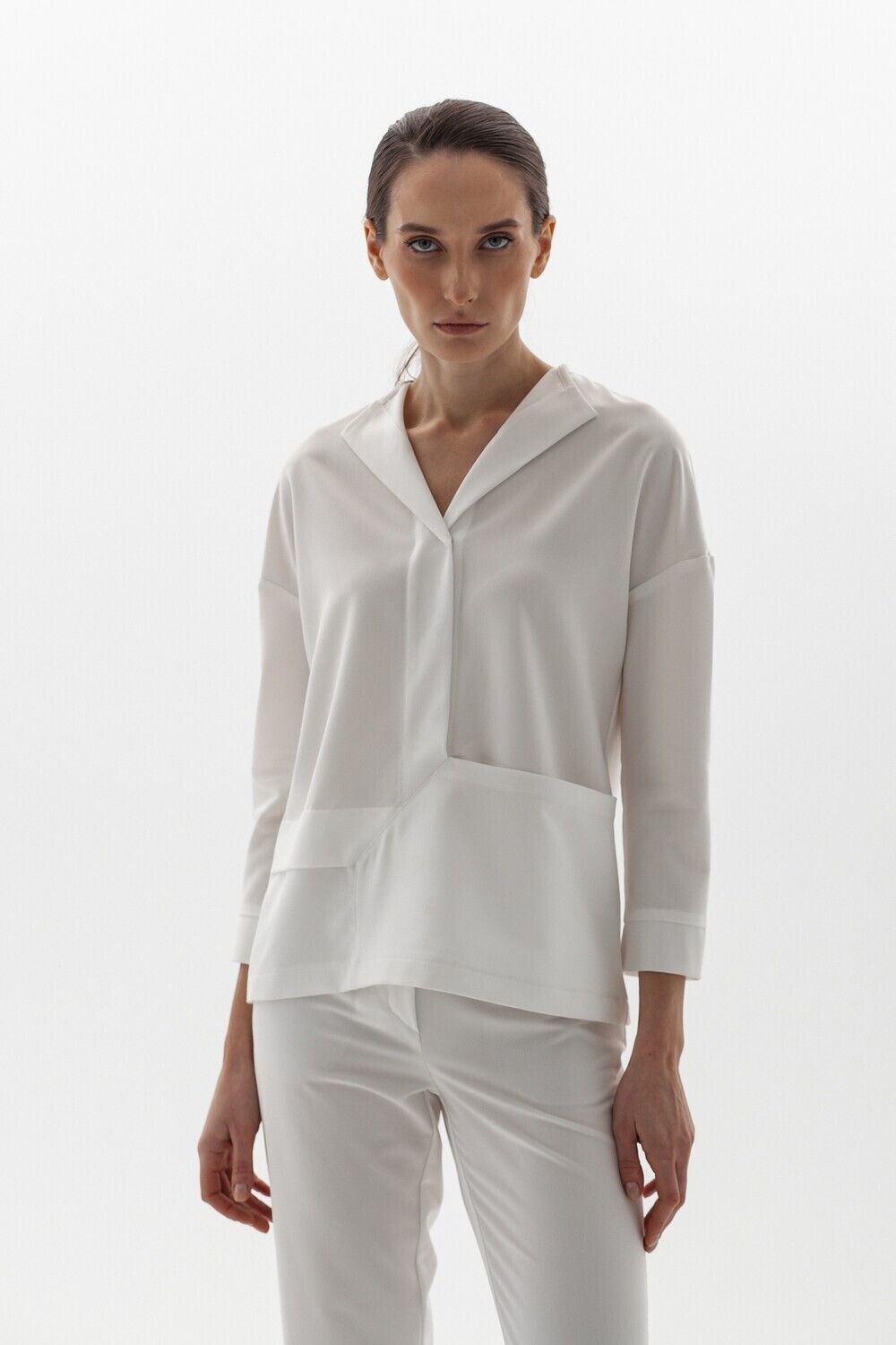 Комплект блуза асимметрия и брюки клеш