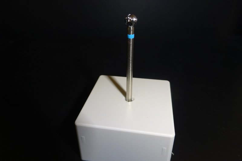 Hartmetallbohrer-Kugel, mittlere Verzahnung Querhieb, rostfrei 04,0mm