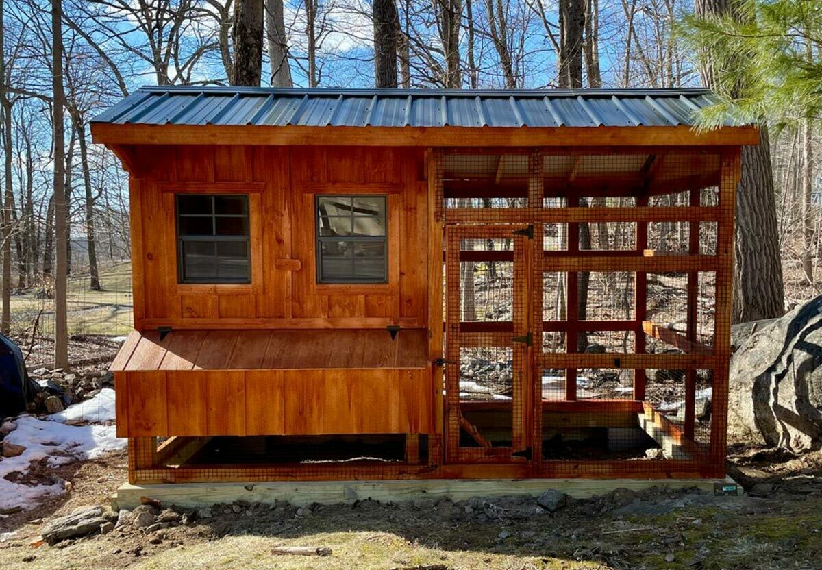 Classic Quaker 7x12 Coop With Run