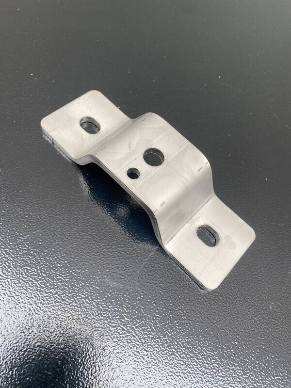 Soporte Silentblock Taco de Motor  Reforzado / Pata de motor  Suzuki Samurai Santana
