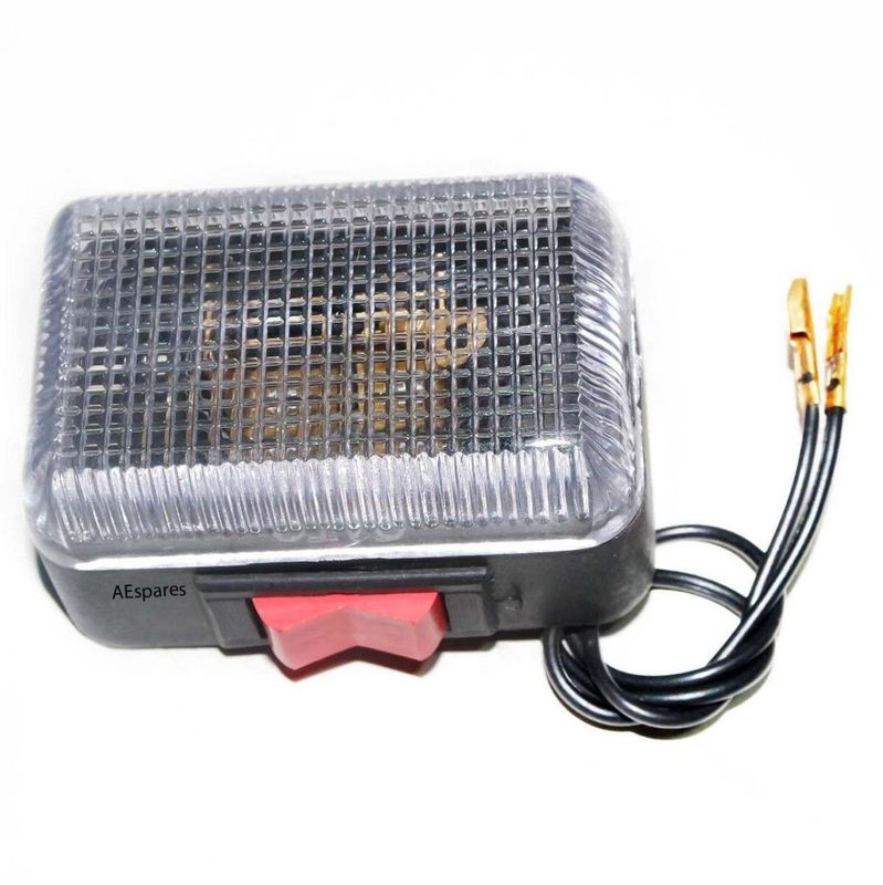 Luz interior cortesía