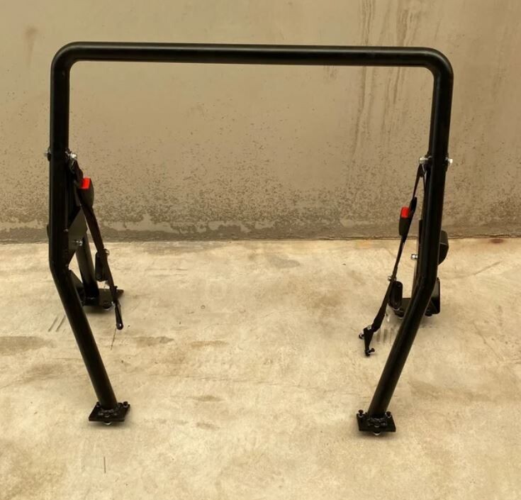 Barra Antivuelco Portacinturones con cinturones 4 puntos SAMURAI  CORTO (027)