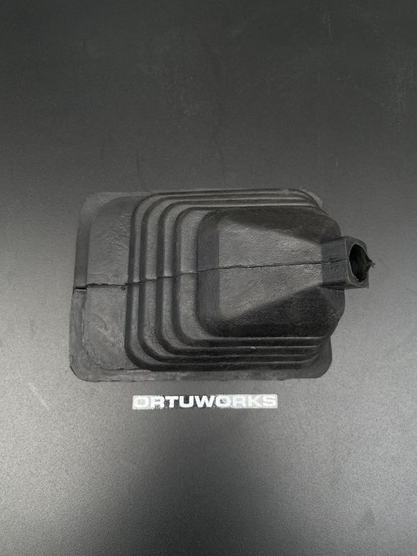 Guardapolvos Caja de Cambios Bota Fuelle  Suzuki SJ410 SJ413 Samurai Santana (257)