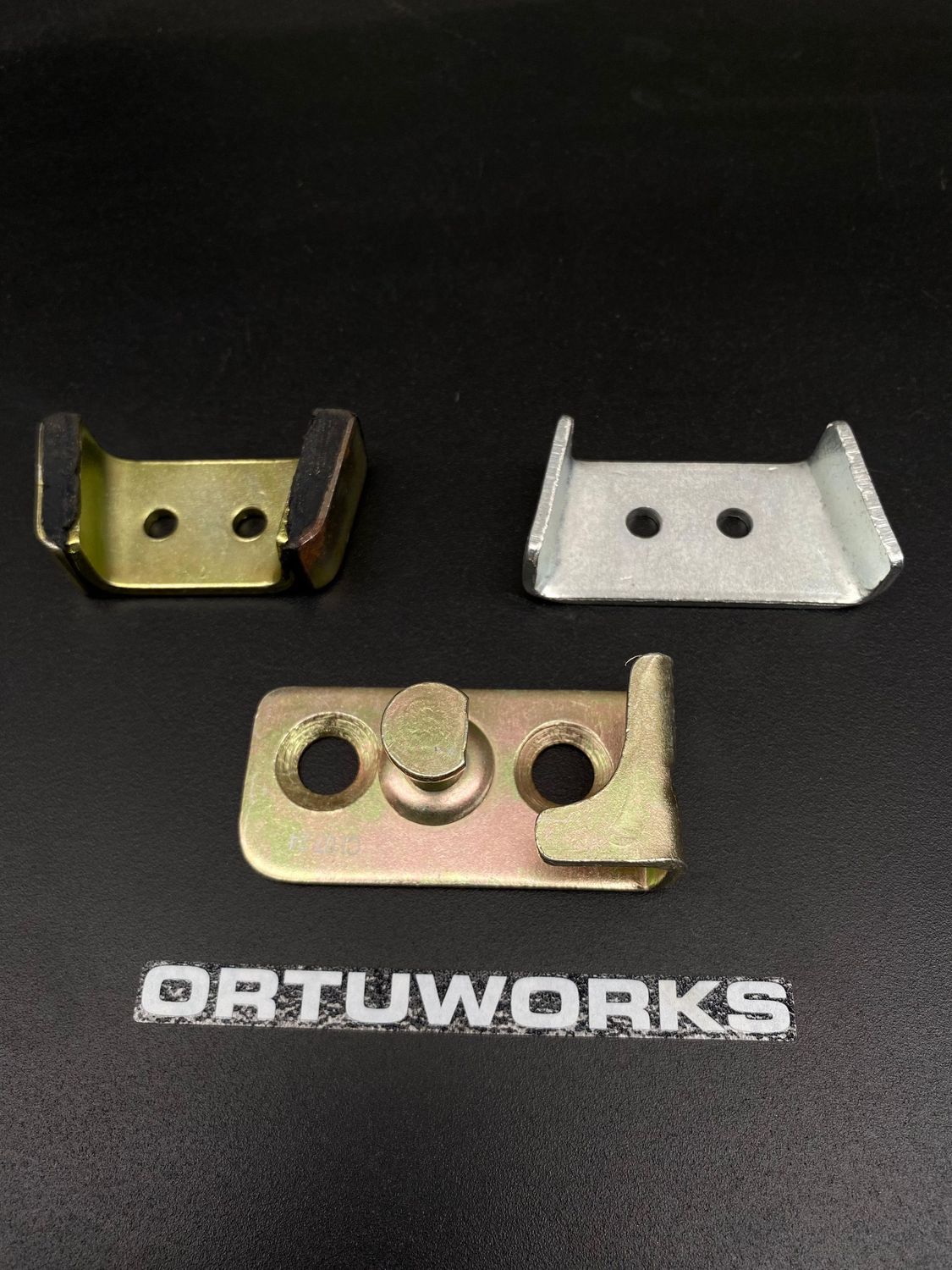 Resbalón cerradura portón trasero Suzuki Samurai (514)