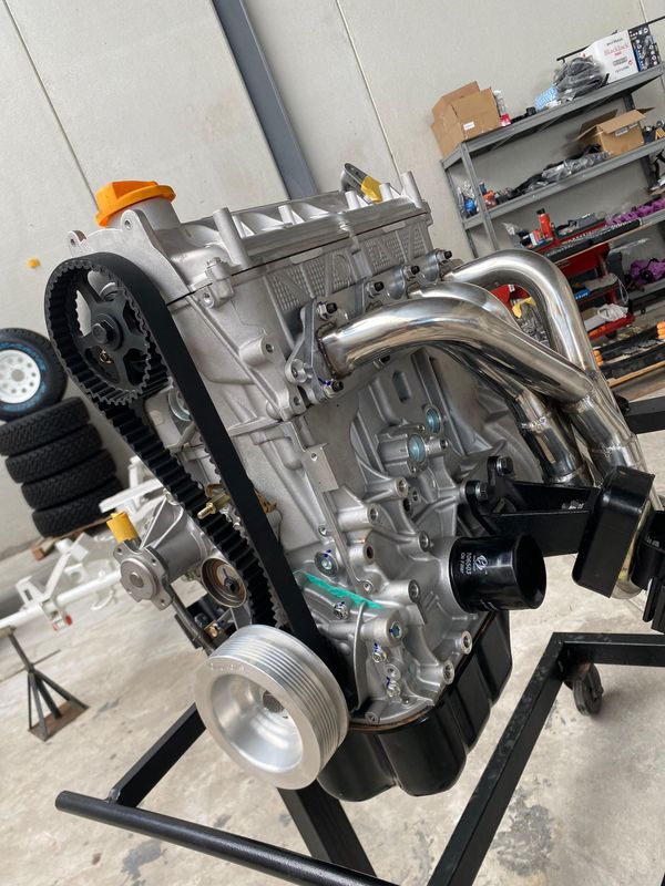 Motor + kit 1.6 16v para llegar y montar (527)