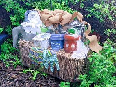 Medium - Custom Gift Basket