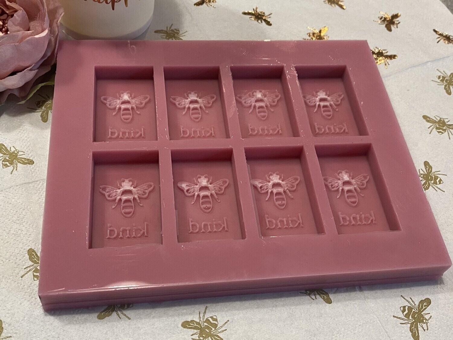 Bee Kind Mini Mould