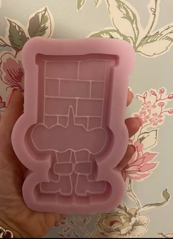 Santa Stuck In The Chimney Snap Bar Mould
