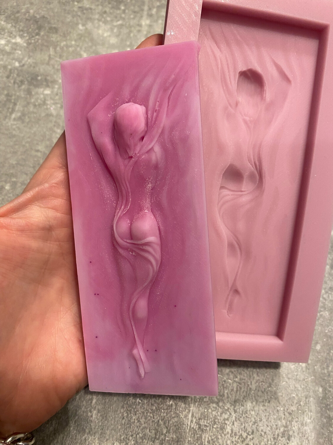 Woman Drape Snap Bar