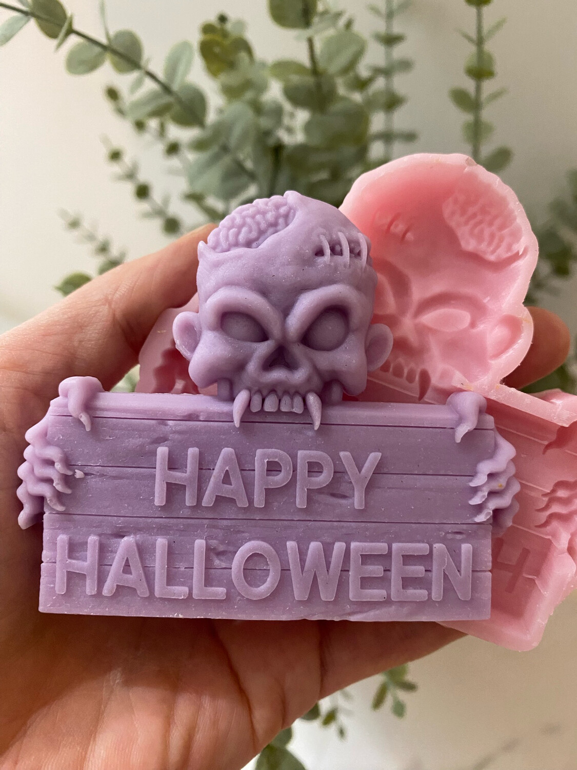 Zombie Board Happy Halloween