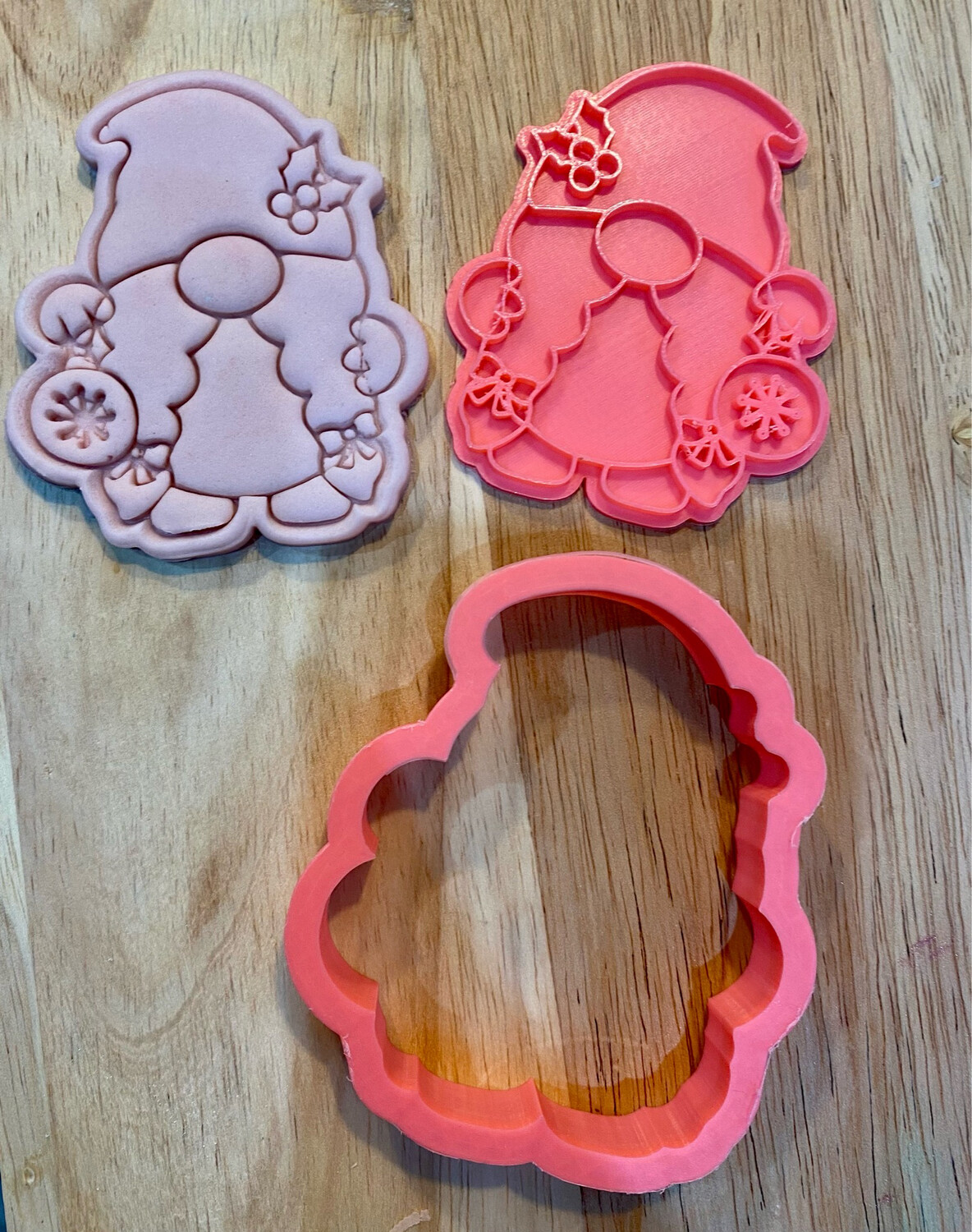 Cookie Cutter Gnome Female Xmas