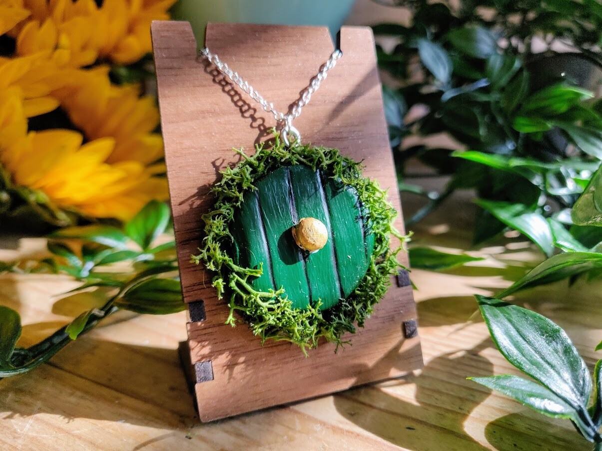 Green Hobbit Door Necklace