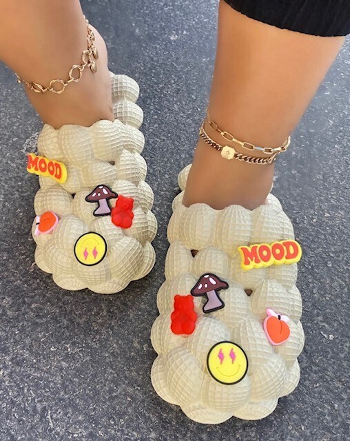 mood clogs
