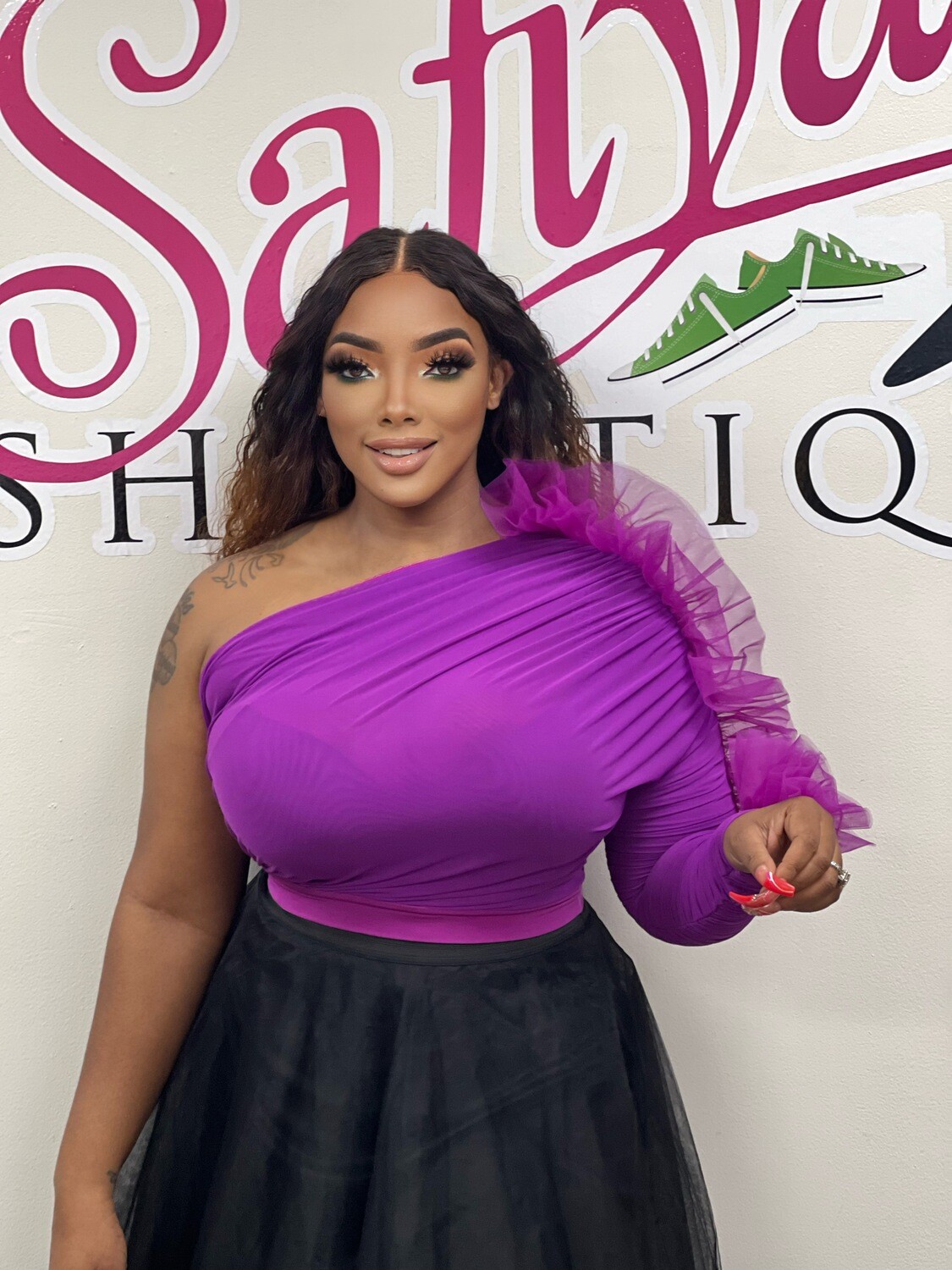 FEISTY  GAL ONE SLEEVE TOP