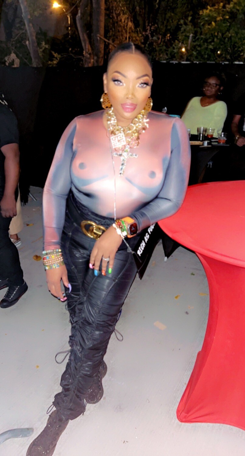 women king  body suit