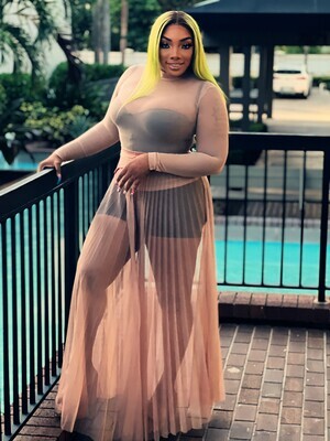 pleated nude skirt