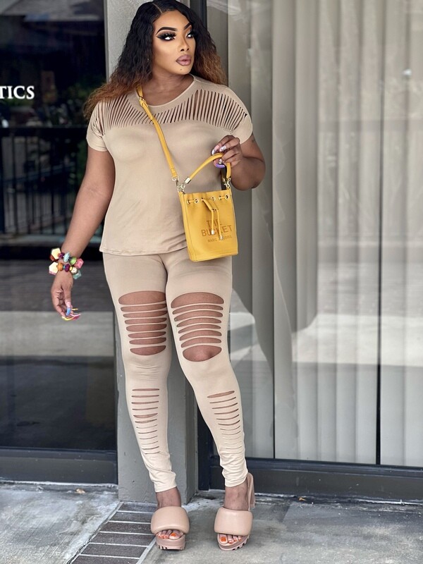 ENTICING nude Top And Legging Set